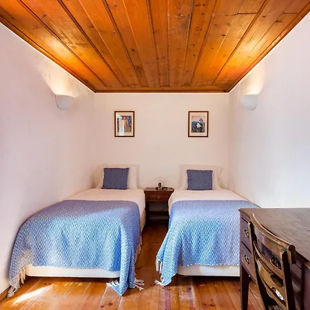 In Sintra Hills Holiday home *